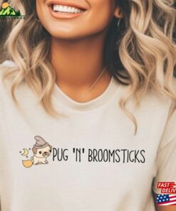 Pug’n Broomsticks T-Shirt Classic