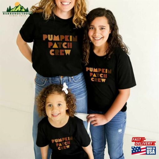 Pumpkin Patch Crew Matching Black Mum And Kid T-Shirt Classic Hoodie