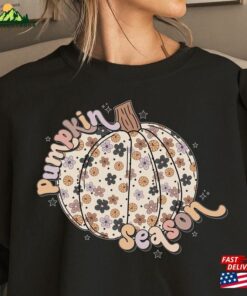 Pumpkin Season Sweatshirt Cute Fall Sweatshirts For Women Thanksgiving Gift T-Shirt Classic