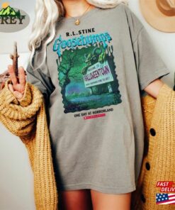 R L Stine Goosebumps Shirt One Day At Horrorland Halloween Hoodie T Shirt 4