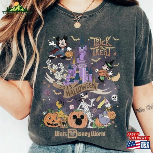 Retro Disney Halloween 2023 Trick Or Treat Comfort Colors Tee Walt World Magic Kingdom Matching Party Classic Sweatshirt