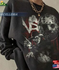 Retro Freddy Vs Jason Scratches Sweatshirt Halloween Shirt Classic T-Shirt Retro Freddy Vs Jason Scratches Sweatshirt Halloween Shirt Classic T-Shirt