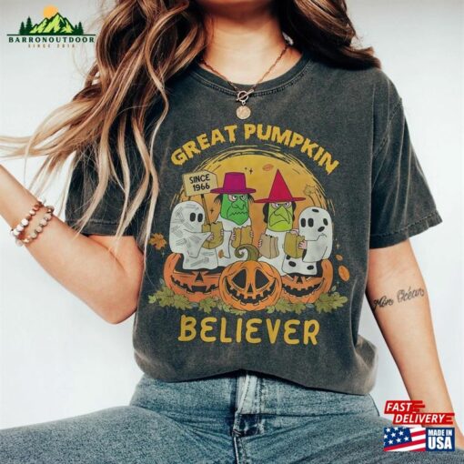 Retro Great Pumpkin Believer Shirt I Got A Rock Cute Little Ghost T-Shirt Unisex Sweatshirt