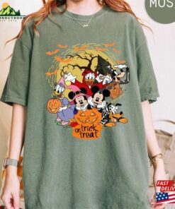 Retro Mickey Halloween 2023 Trick Or Treat Comfort Colors Shirt Classic Hoodie