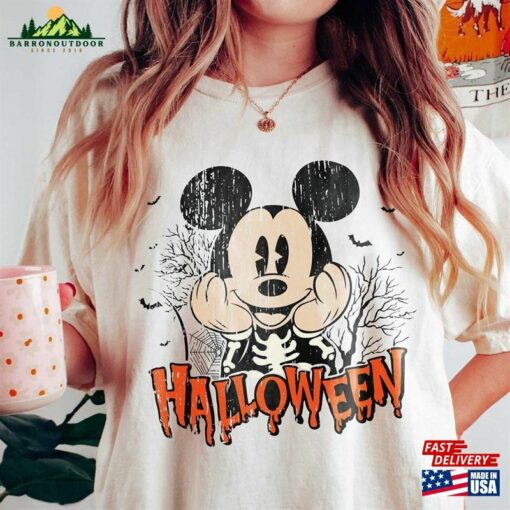 Retro Mickey Halloween Comfort Color Shirt Disneyland 2023 Sweatshirt T-Shirt