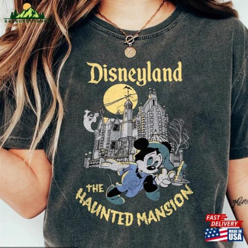 Retro Mickey Haunted Mansion Disneyland Shirt Disney Halloween 2023 Trip Unisex Classic