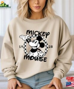 Retro Mickey Mouse Sweatshirt Vintage Minnie Shirt Disneyworld Shirts Hoodie T-Shirt Retro Mickey Mouse Sweatshirt Vintage Minnie Shirt Disneyworld Shirts Hoodie T-Shirt