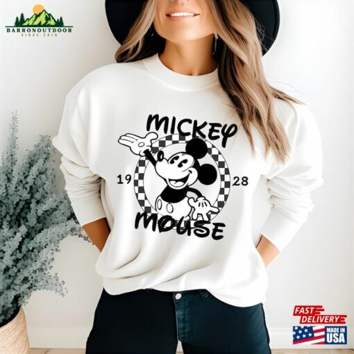 Retro Mickey Mouse Sweatshirt Vintage Minnie Shirt Disneyworld Shirts Hoodie T-Shirt