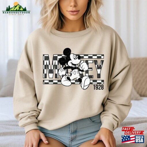 Retro Mickey Mouse Sweatshirt Vintage Minnie Shirt Disneyworld Shirts T-Shirt Classic