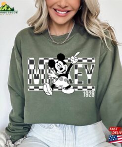 Retro Mickey Mouse Sweatshirt Vintage Minnie Shirt Disneyworld Shirts T-Shirt Hoodie Retro Mickey Mouse Sweatshirt Vintage Minnie Shirt Disneyworld Shirts T-Shirt Hoodie