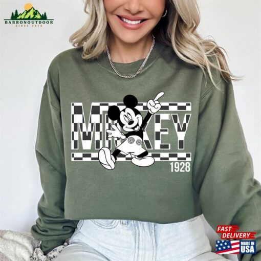 Retro Mickey Mouse Sweatshirt Vintage Minnie Shirt Disneyworld Shirts T-Shirt Hoodie