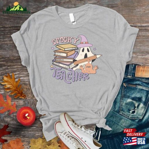 Retro Spooky Teacher Shirt Halloween Fall For Teachers Unisex T-Shirt