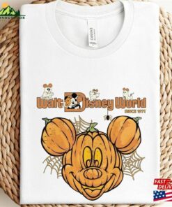 Retro Vintage Walt Disney World Est 1971 Shirt Mickey And Friend Halloween Disneyworld Unisex T-Shirt