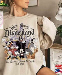 Retro Walt Disney’s Disneyland Halloween Sweater Shirt Mickey Classic Unisex