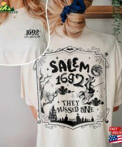 Salem 1692 Witch Sweatshirt Tee T-Shirt