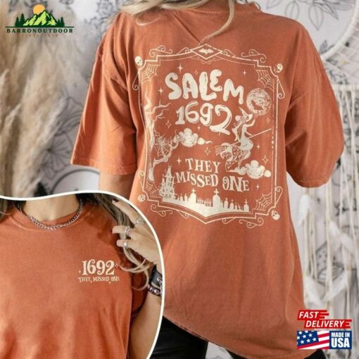 Salem 1692 Witch Sweatshirt Tee T-Shirt