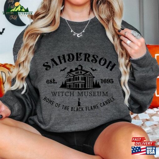 Sanderson Witch Museum Shirt Halloween Hocus Pocus Classic Sweatshirt