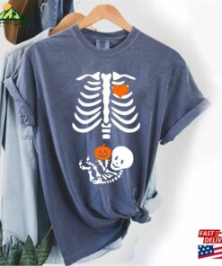 Skeleton Halloween Maternity Comfort Colors(r) Shirt New Baby Boy Pregnancy Announcement 2023 Pregnant Women Hoodie T Shirt 4