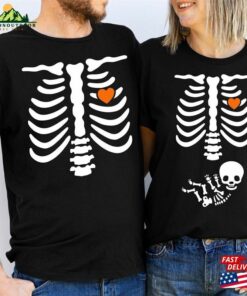 Skeleton Halloween Maternity Sweatshirt Funny Pregnancy Announcement Shirt 2023 Hoodie T Shirt 3