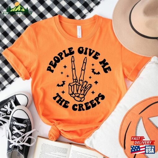 Skeleton Hand Peace Sign Halloween Shirt Gift Creepy T-Shirt Classic