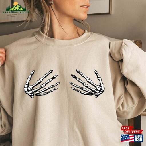 Skeleton Hands Sweat Halloween Sweatshirt 2023 T-Shirt