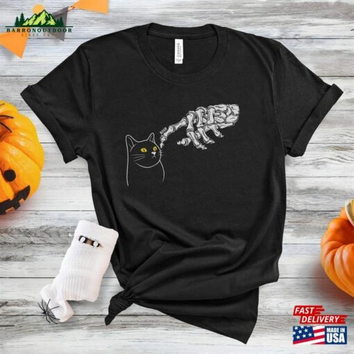 Spooky Black Cat Boop Shirt Funny Halloween Classic T-Shirt