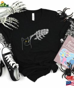 Spooky Black Cat Boop Shirt Funny Halloween Classic T-Shirt