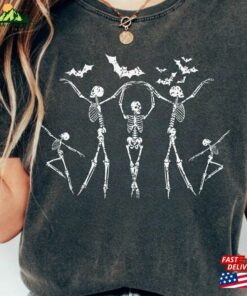 Spooky Dancing Skeleton T Shirt With Bat Design For Halloween Fall Season Classic Hoodie