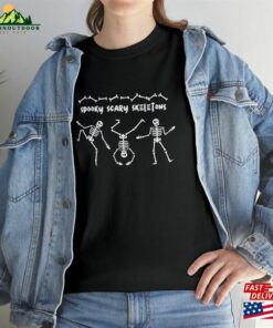 Spooky Scary Skeletons Tee Halloween Shirts Retro Unisex Hoodie