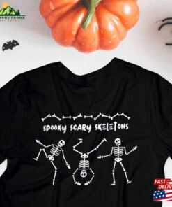 Spooky Scary Skeletons Tee Halloween Shirts Retro Unisex Hoodie