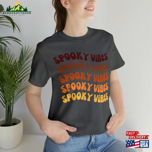 Spooky Vibes Tee Shirt Funny Halloween Unisex Sweatshirt