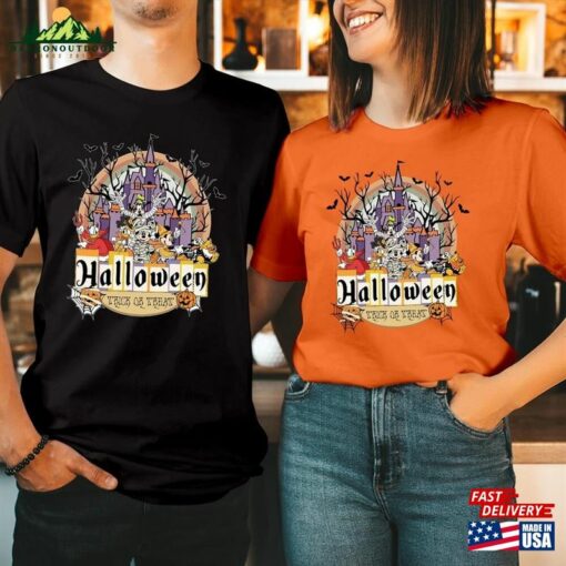 T Shirt (1882) Happy Halloween 2023 Mouse Heads Doodle Face Wonderland Castle Boys Girls Men Women Couple Matching Thanksgiving Gift T-Shirt Sweatshirt