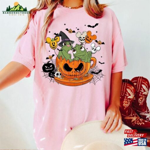 Tangled Pascal Halloween 2023 Comfort Color Shirt Unisex T-Shirt