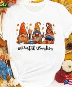 Thanksgiving Postal Worker Gnomies Shirt One Thankful Mail Carrier Sweatshirt T-Shirt