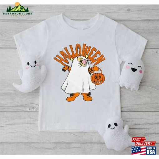 Tigger Winnie The Pooh Ghost With Pumpkin Comfort Colors Shirt Disney Mickey Sweatshirt T-Shirt Classic