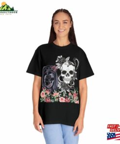 Unisex Garment Dyed T Shirt Hoodie 3