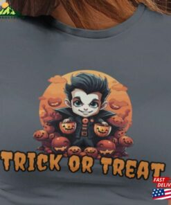 Vampire Trick Or Treat Halloween Shirt Sweatshirt T-Shirt