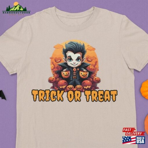 Vampire Trick Or Treat Halloween Shirt Sweatshirt T-Shirt