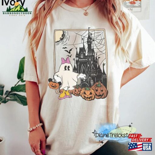 Vintage Daisy Duck Ghost Shirt Magic Kingdom Halloween Unisex Sweatshirt