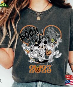 Vintage Disney Halloween 2023 Comfort Colors Shirt Mickey And Friends Sweatshirt Unisex Classic