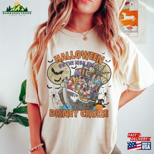 Vintage Disney Halloween On The High Seas 2023 Shirt Cruise Sweatshirt Hoodie