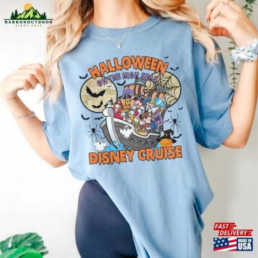 Vintage Disney Halloween On The High Seas 2023 Shirt Cruise Sweatshirt Hoodie