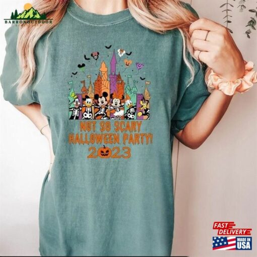 Vintage Disneyland And Walt Disney World Comfort Colors Shirt Pumpkin Sweatshirt Unisex