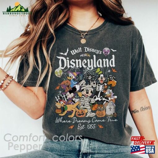 Vintage Disneyland Halloween Comfort Colors Shirt Mickey And Friends T-Shirt Sweatshirt