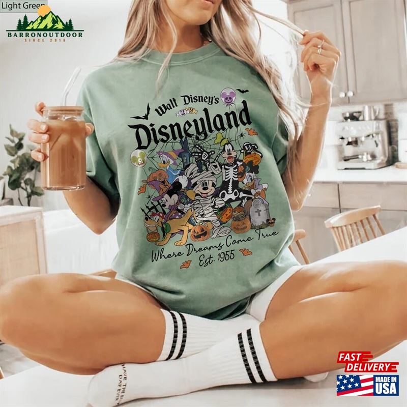 Vintage Disneyland Halloween Comfort Colors Shirt Mickey And Friends T-Shirt Sweatshirt Vintage Disneyland Halloween Comfort Colors Shirt Mickey And Friends T-Shirt Sweatshirt