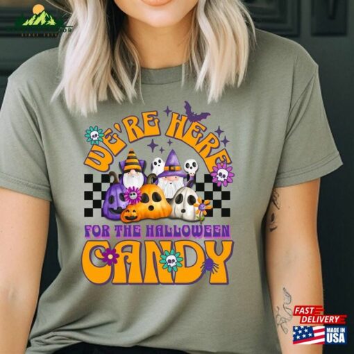 Vintage Gnomes Halloween T-Shirt Cute Crewneck Classic Unisex