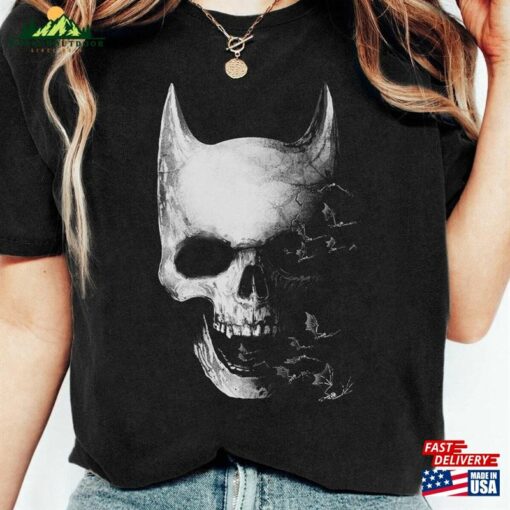 Vintage Halloween Bat Skull Shirt Aesthetic Sweatshirt Unisex