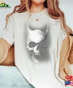 Vintage Halloween Bat Skull Shirt Aesthetic Sweatshirt Unisex 2 Vintage Halloween Bat Skull Shirt Aesthetic Sweatshirt Unisex 3