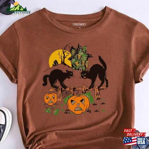 Vintage Halloween Black Cats And Pumpkins T-Shirt Sweatshirt Sweater Unisex