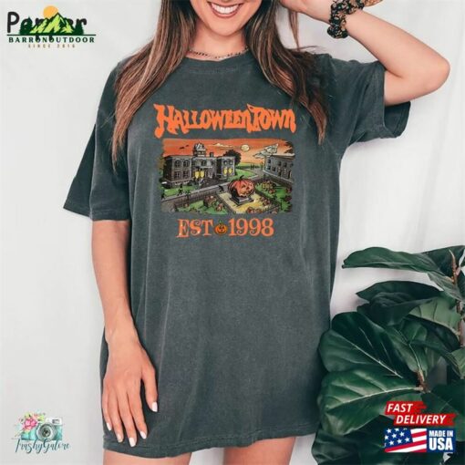 Vintage Halloweentown Est 1988 Comfort Colors T-Shirt Disney Halloween Shirt 2023 Party Classic Sweatshirt